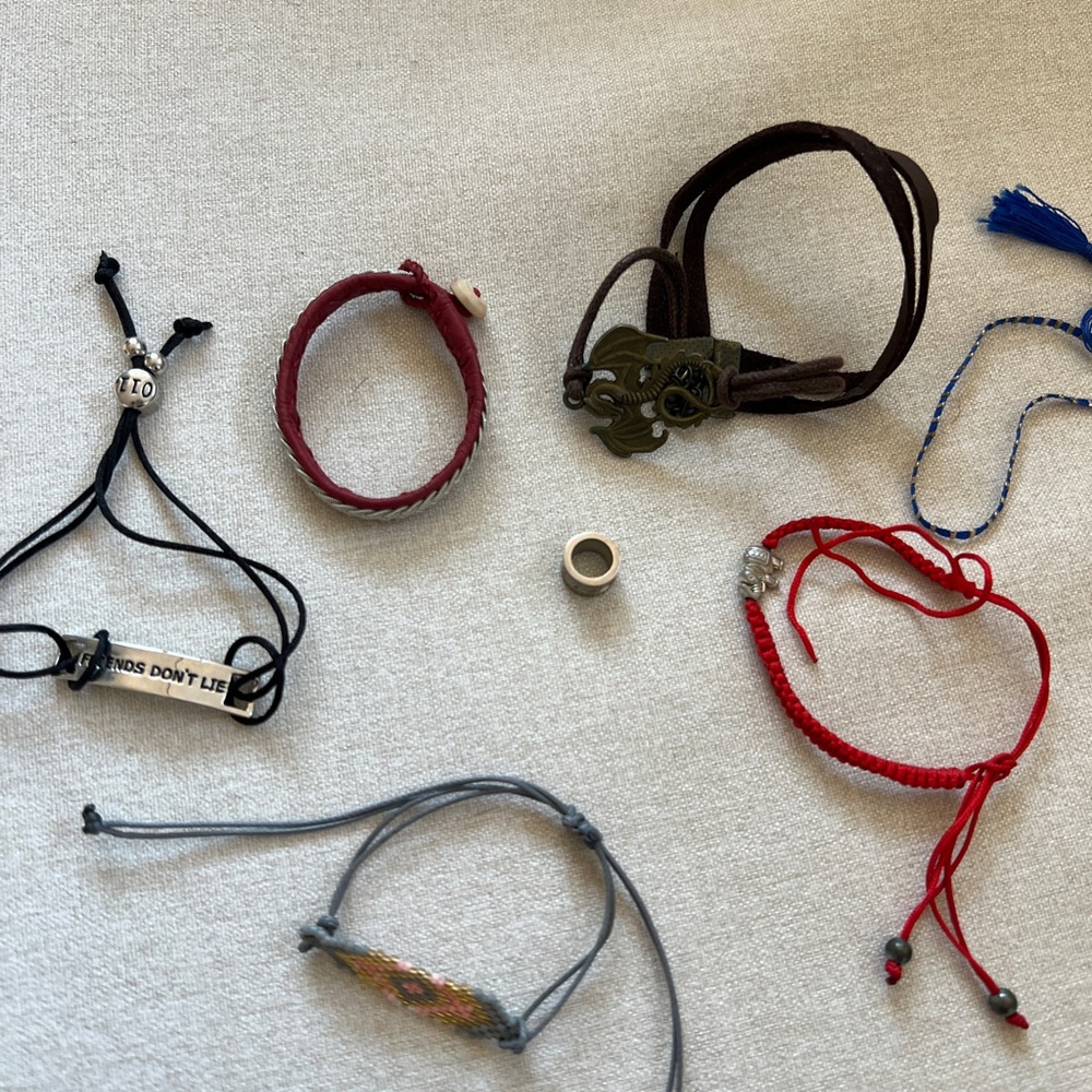 Bundle of bracelets [ Club Monaco, Stranger Things, Game of Thrones, Etsy 2